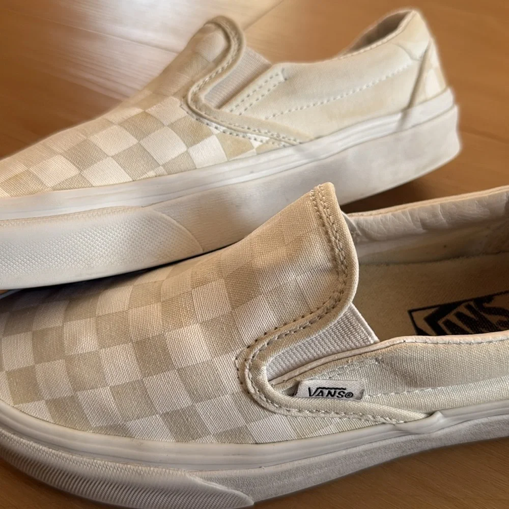 VANS CLASSIC CHECKERBOARD SLIP ON CANVAS SKATE SHOE CREAM WHITE SIZE M:5 W:6.5